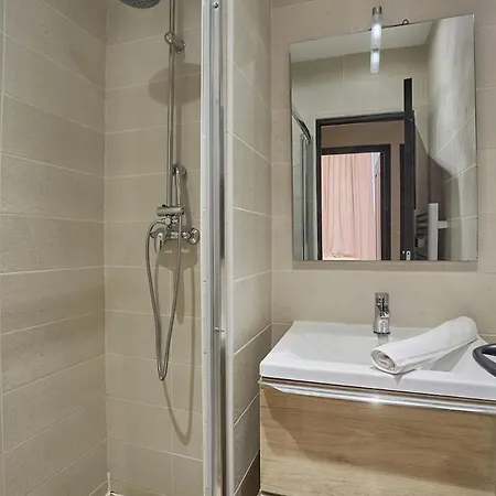 Center Of By Prestige Appartamento