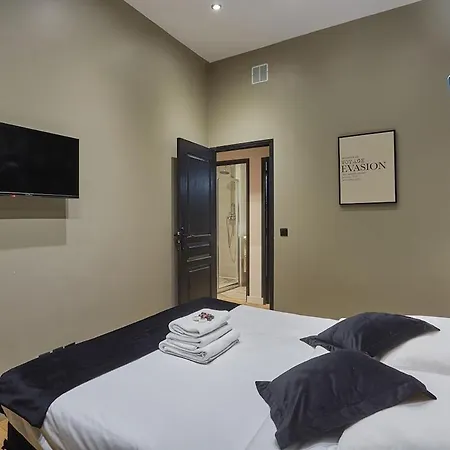 Center Of By Prestige Parigi
